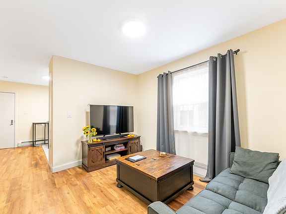 3rd image of 41-20 28th Ave #1