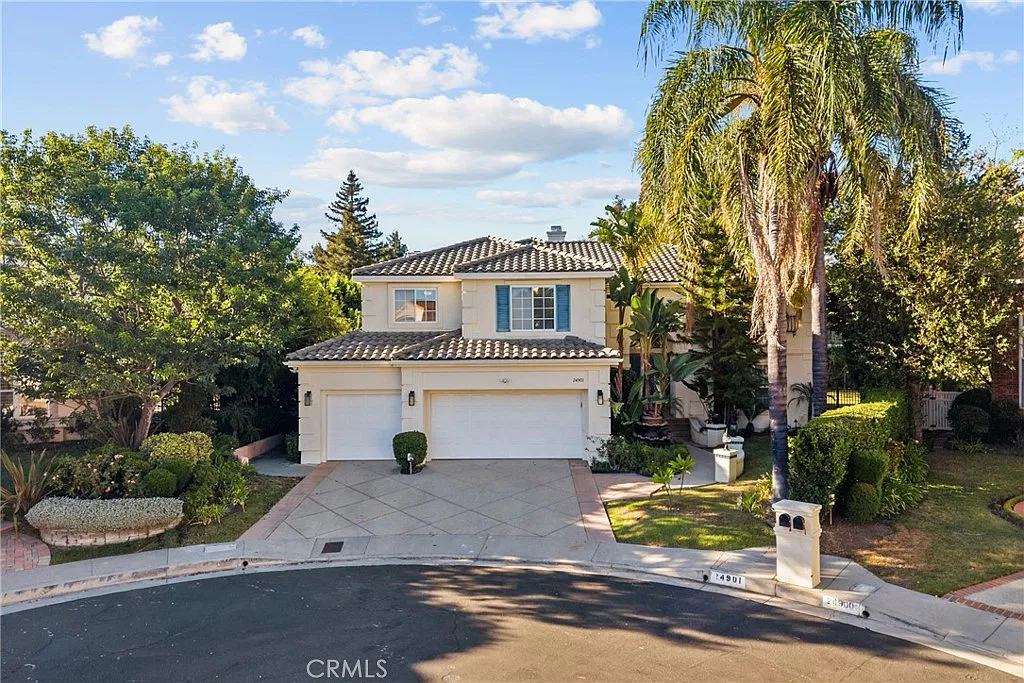 5 bed, 3691 sqft, $8,995 — Photo 4