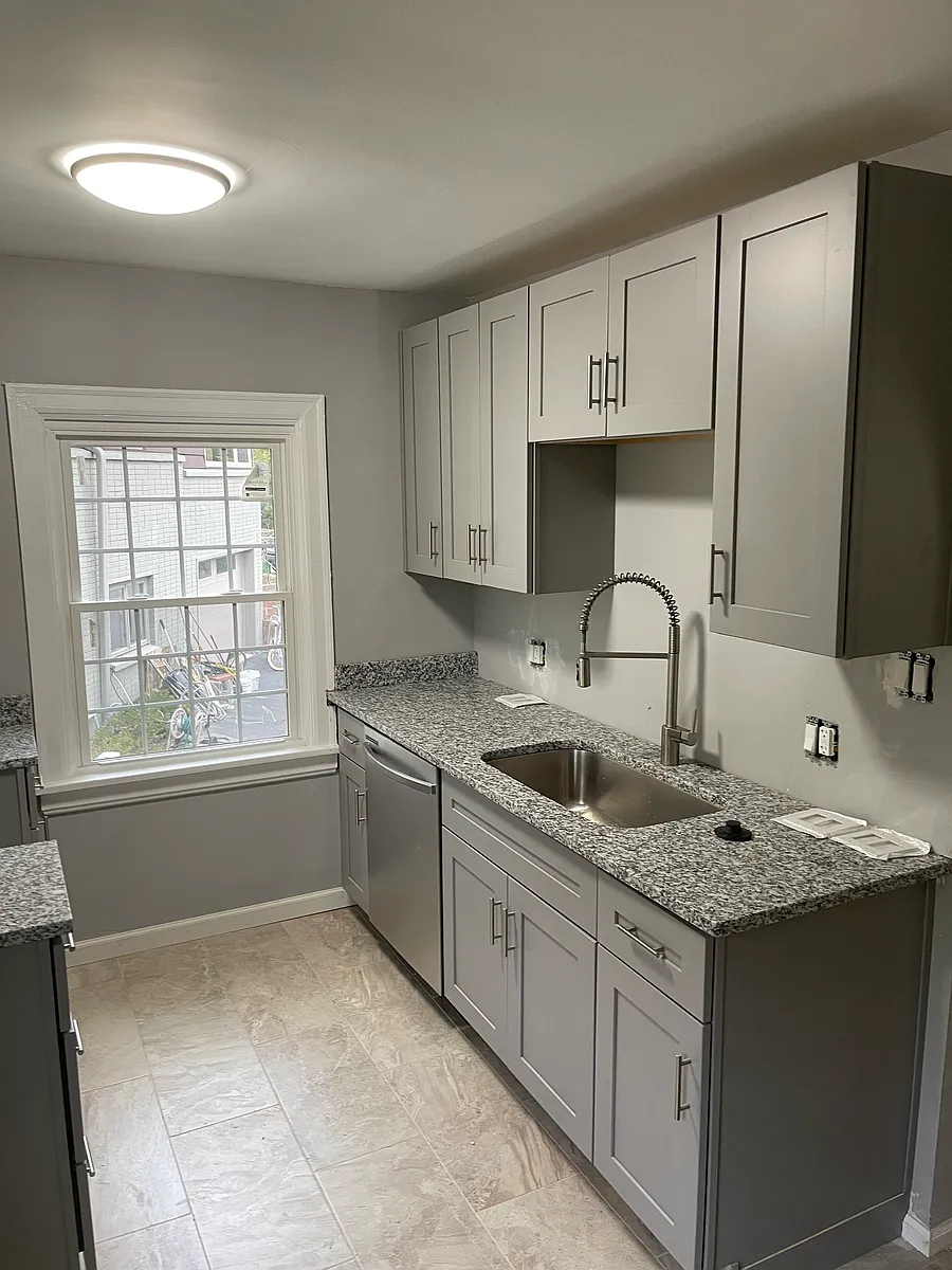Building Photo - 874 Lafayette Ave #1