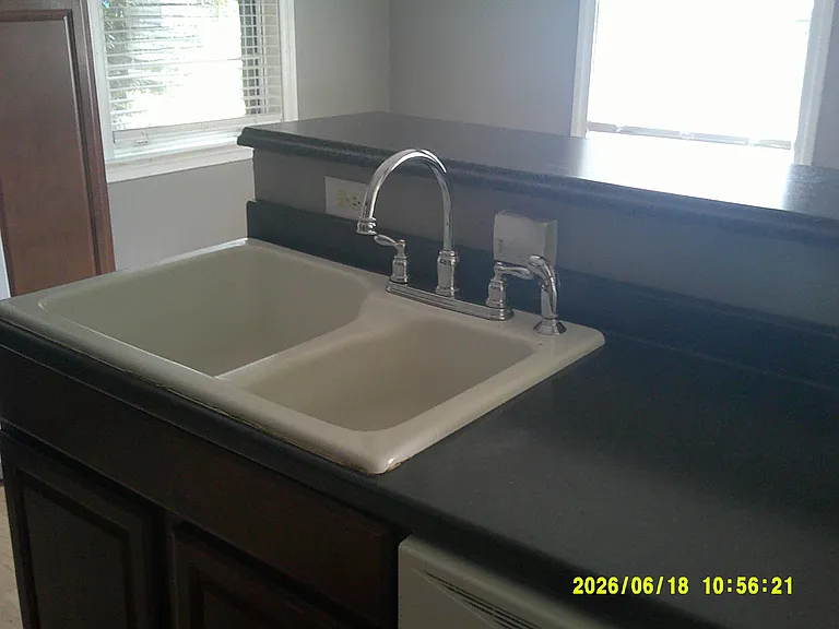 1406 12th Street Dr NW — Photo 6