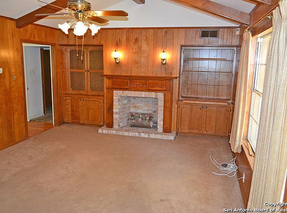 5th image of 903 Serenade Dr