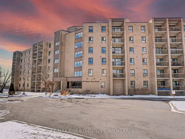 334 Queen Mary Rd #409, Kingston, ON K7M 7E7