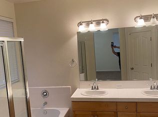 2628 W Connelly Ave, Visalia, CA 93291