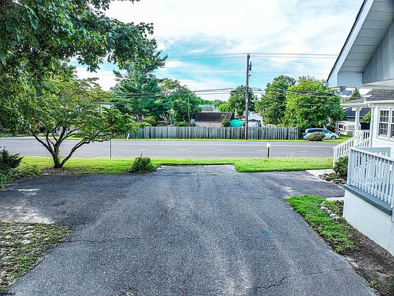 5th image of 6558 Mill Rd