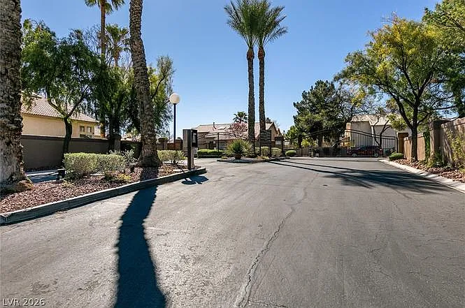 5424 Red Sun Dr — Photo 25