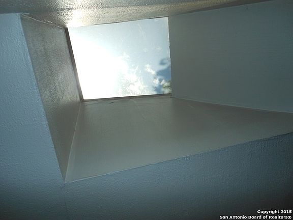 2nd image of 4122 Dunmore Dr
