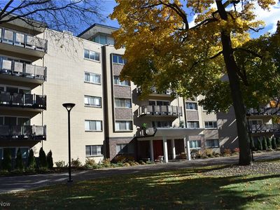 255 N Portage Path APT 409, Akron, OH, 44303