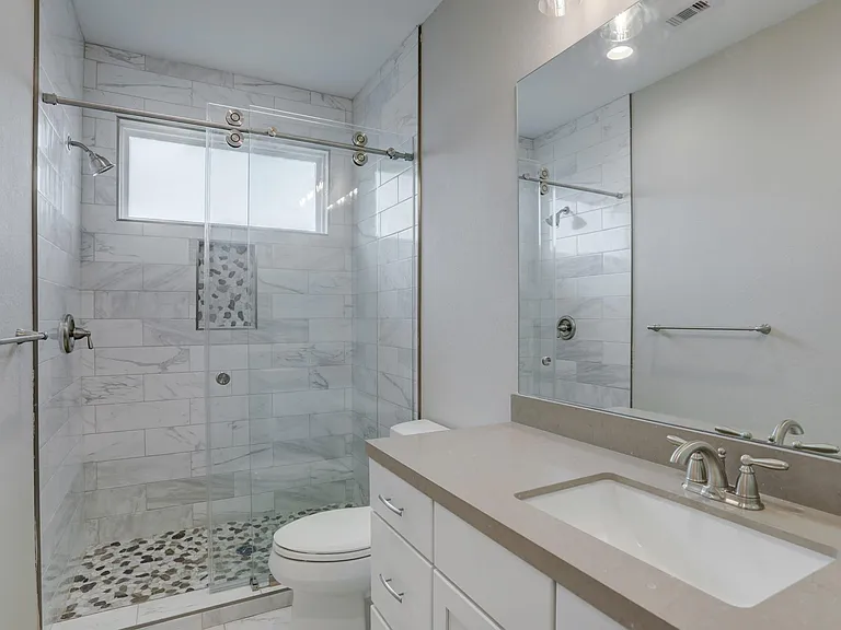 502 Amalfi Dr — Photo 26