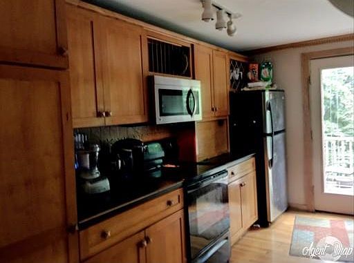 2nd image of 45 Druid Hill Ave E