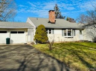 3 Highview Ter, Bethel, CT 06801