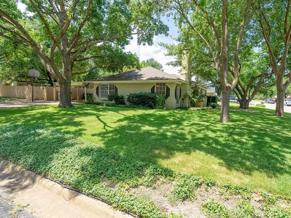 113 Diane Dr, Sanger, TX 76266