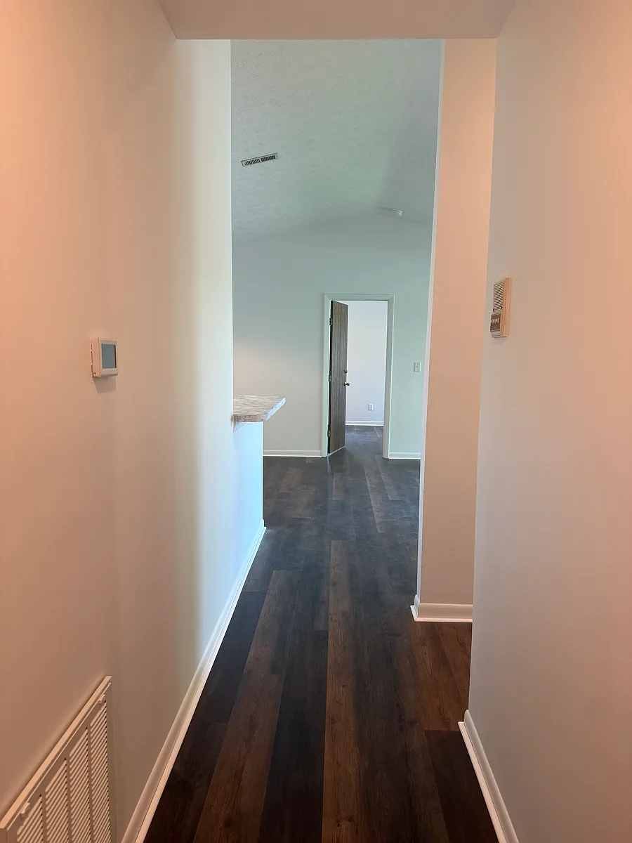 Building Photo - 6620 Green Branch Dr #6