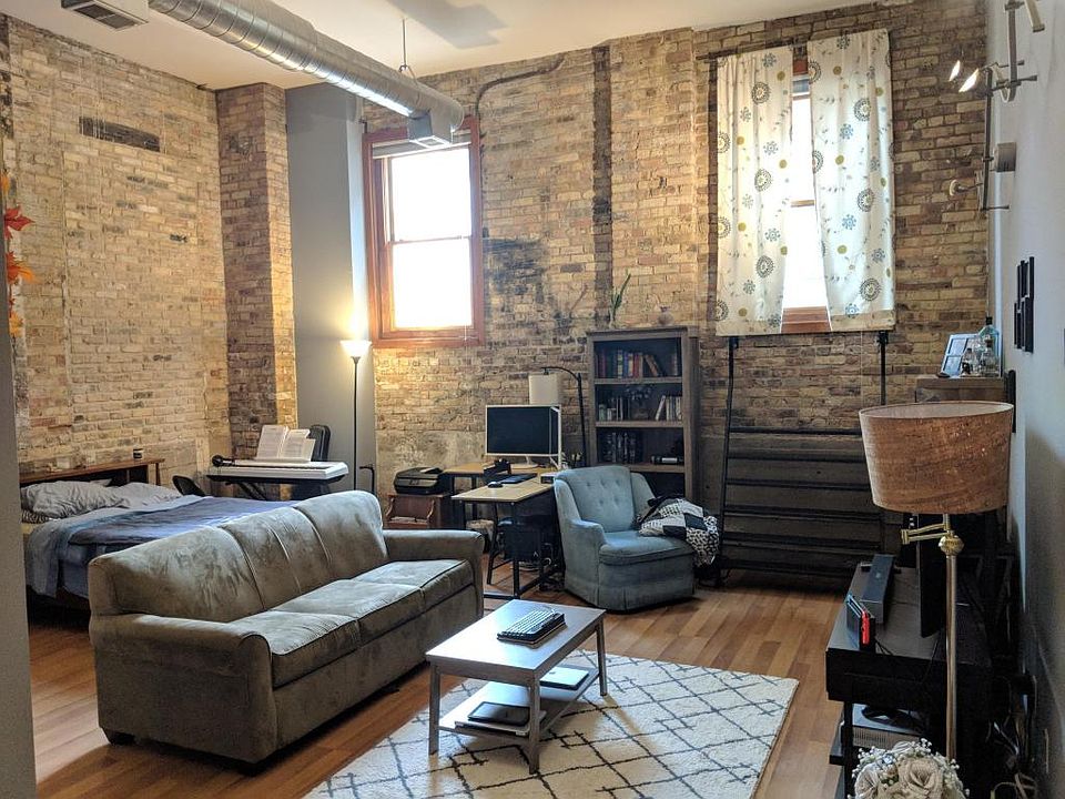 1st image of 306 E Lincoln Ave APT 3