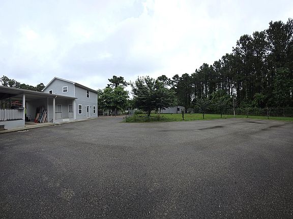 3rd image of 476 Road 5005