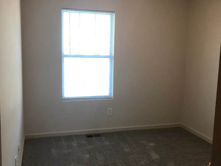 383 McConnells Trce #102 — Photo 9