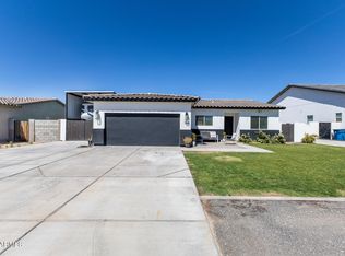 5722 E Red Bird Lane, San Tan Valley, AZ 85140