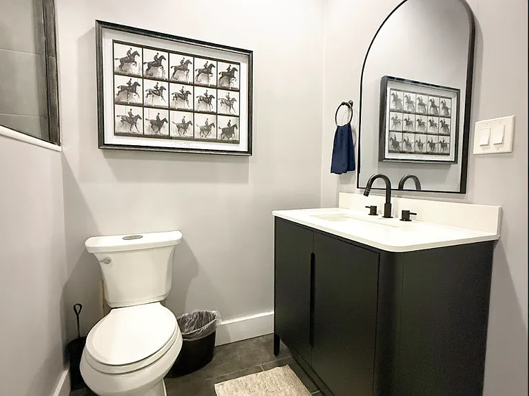 2630 W Burnett Ave #8 — Photo 6