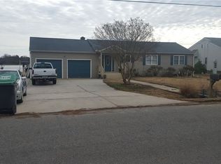 4121 S Riverside Dr, Lanexa, VA 23089