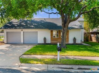 6214 Woodhue Dr, Austin, TX 78745