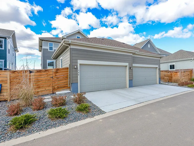 344 Zeppelin Way — Photo 28