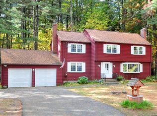 411 Firetown Rd, Simsbury, CT 06070