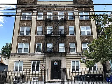 211 Summer Ave #12 Photo 1