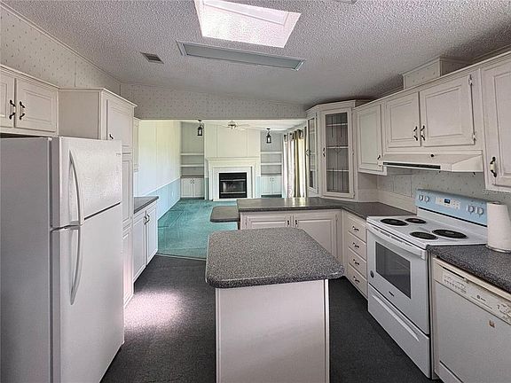 5th image of 1783 Summerall Rd