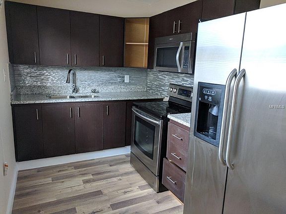 3rd image of 6316 Greylynne St