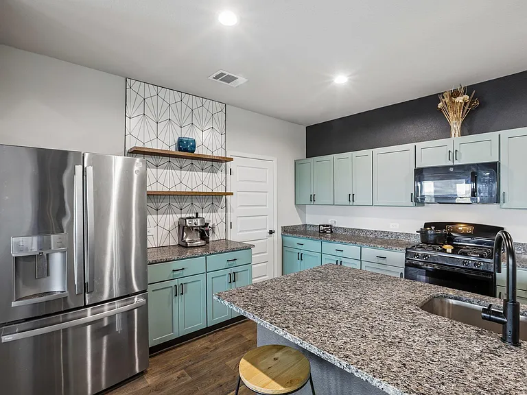 11604 Comano Dr — Photo 18