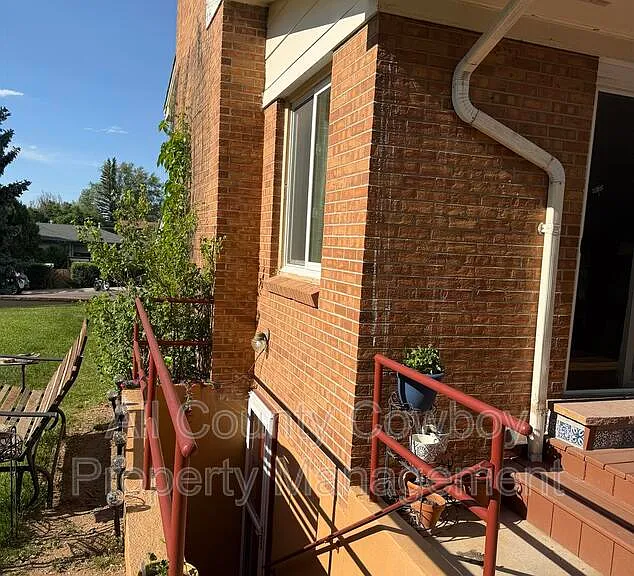 1314 Canby St #B — Photo 12