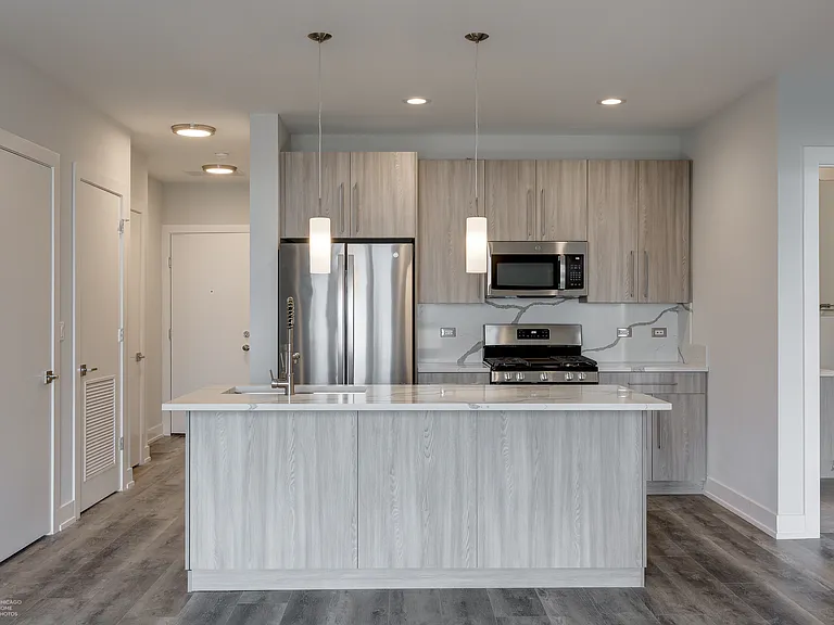 1604 N Richmond St #2D — Photo 3