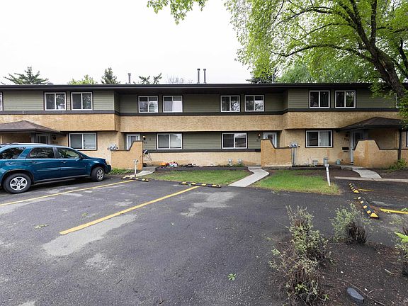 2nd image of 227 Woodbridge Way