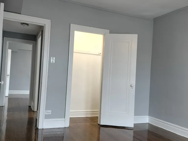 1741 W 80th St #3-1741-3 — Photo 7