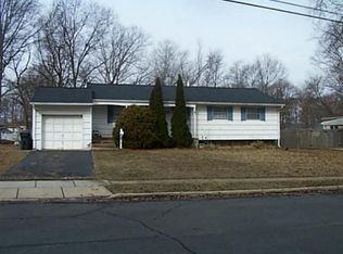 13 Cedar Grove Pl, Old Bridge, NJ 08857