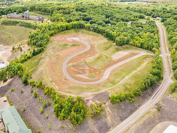 4th image of 1003 Red Oak Ln Lot 10