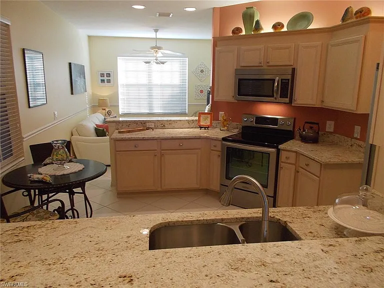 5693 Heron Ln #502 — Photo 5