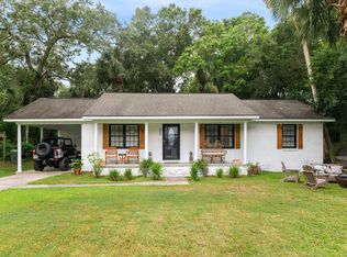 226 Forest Trl, Isle Of Palms, SC 29451