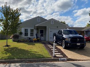 5144 Evesham Dr, Virginia Beach, VA 23464