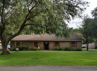 1425 S Greenfield Cir, Lake Charles, LA 70605