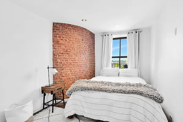 Rented by Douglas Elliman | media 9