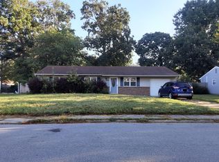 3340 Lakecrest Rd, Virginia Beach, VA 23452