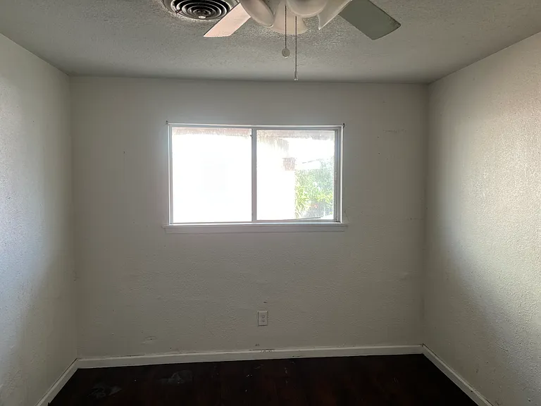 3706 Brushwood Ln — Photo 4