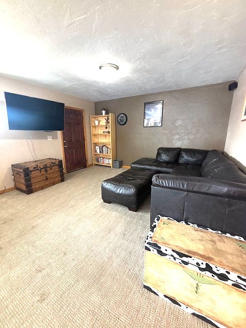 1st image of 1253 Rainbow Dr
