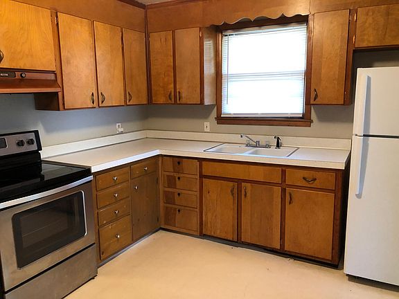 5th image of 1606 17th Ave S APT 6