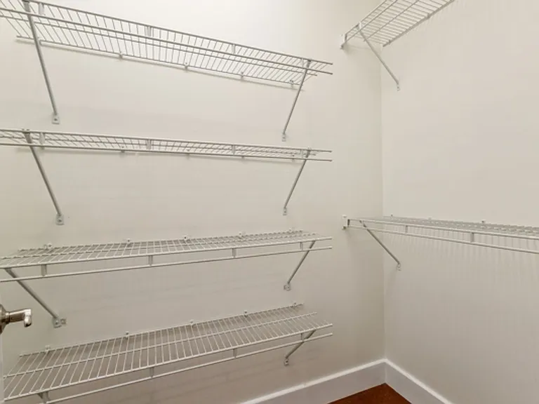 115 E Jefferson St — Photo 15