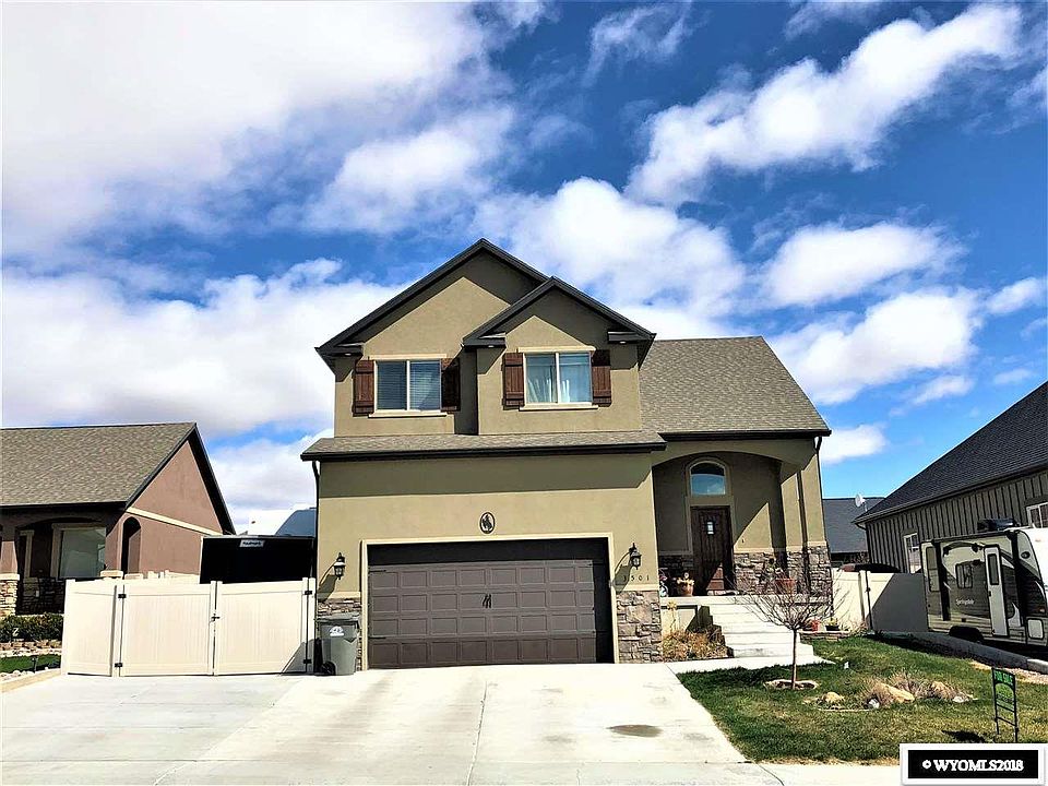 1st image of 3501 Scott Dr