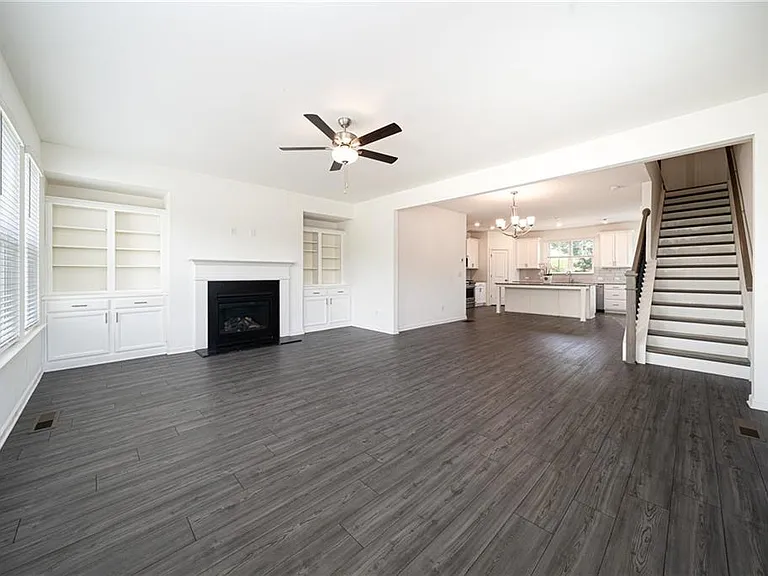 307 Danville Ave — Photo 18