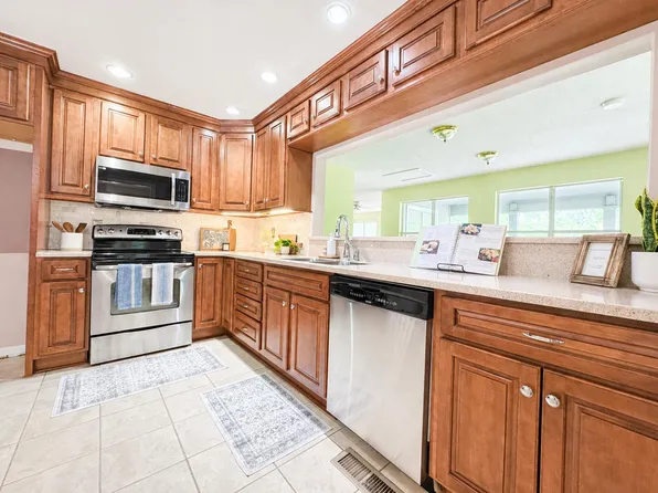 317 Shady Crest Dr, Chattanooga, TN 37415
