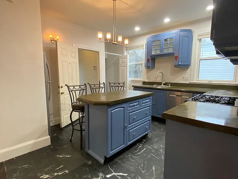 200 Hyde Park Ave #3 — Photo 7