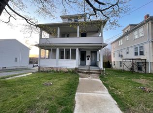 52 Oak St APT 1, Westerly, RI 02891